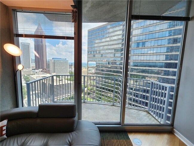 Building Photo - 400 W Peachtree St NW