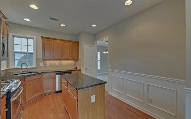 Building Photo - 6224 Ivy Stone Way