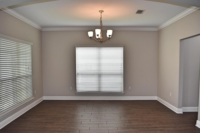 Building Photo - 192 Windchime Way
