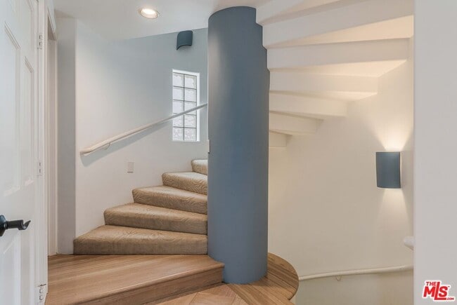 Building Photo - 4611 Roma Ct
