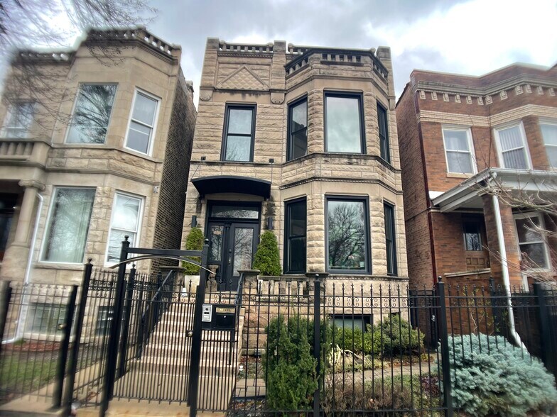 Building Photo - 1111 N Sacramento Ave