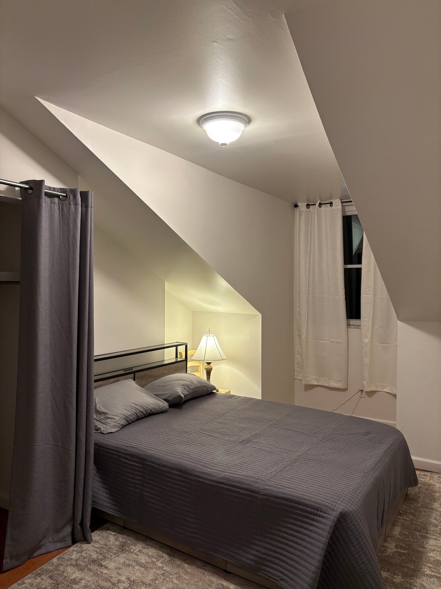 Bedroom 4 - 4 Rickenbach St