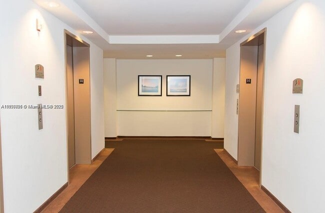 Building Photo - 2475 Brickell Ave