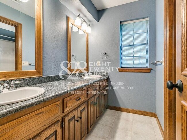 Building Photo - *Rare Find* Stunning Brookhaven 4 Bed 2.5 Bath Coming Soon - Available for July Move In!