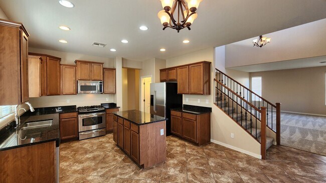 Building Photo - 4 Bedroom Home at the Grange in the Power ...
