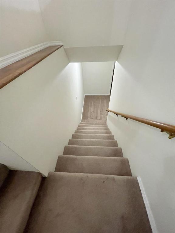 Building Photo - 335 Moultrie Ln