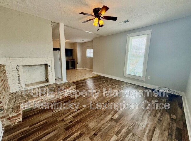 Building Photo - 417 North St