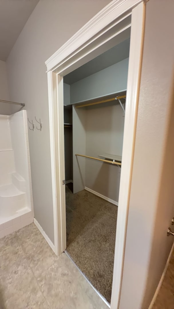 Building Photo - 3bed 2bath duplex, all appliances included, 2 car garage