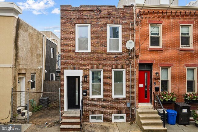 Building Photo - 1847 Gerritt St