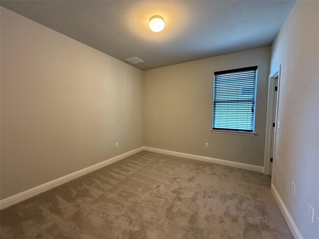 Building Photo - 12524 Ondara Dr