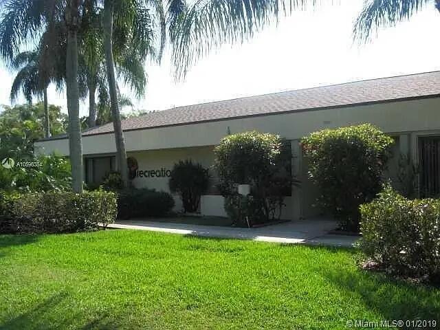 Building Photo - 2899 SW 22nd Cir