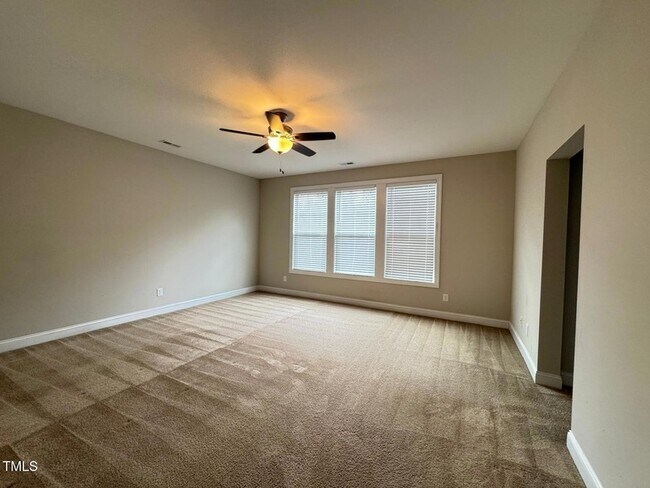 Building Photo - 248 Turner Oaks Dr