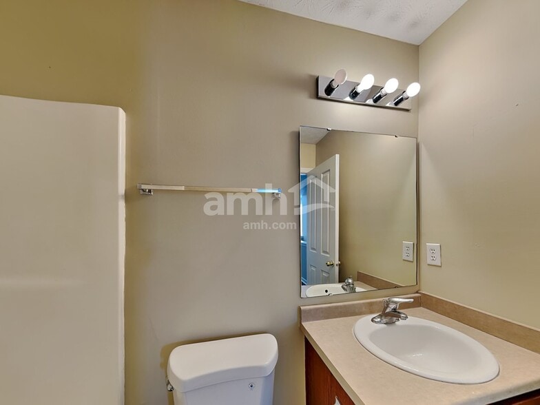 Building Photo - 11408 Loudon Ln