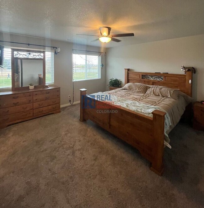 Building Photo - 420 Ryan Ave