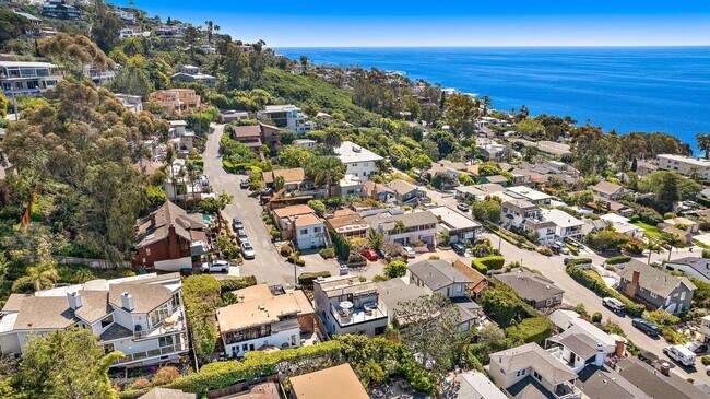 Building Photo - Woods Cove Ocean View Apartment