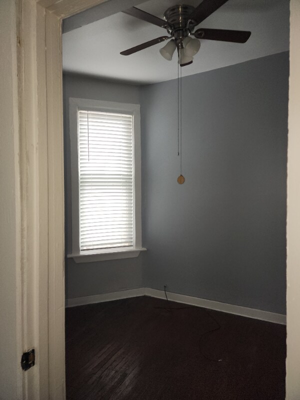 Building Photo - 6352 S Rhodes Ave