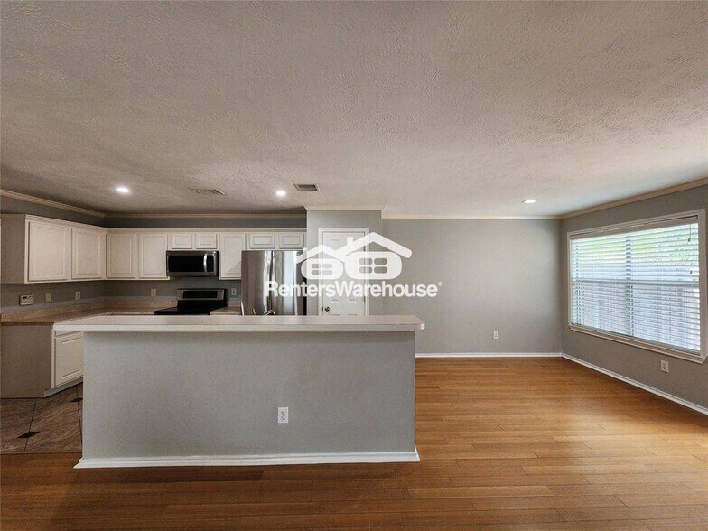 Building Photo - 119 Anise Tree Pl