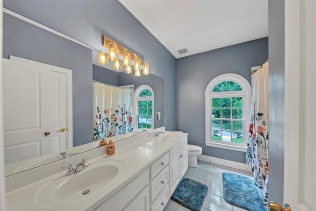 Building Photo - 3440 Burdett Ct