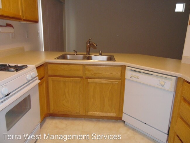 Building Photo - 2 br, 1.5 bath House - 9972 Delicate Dew S...