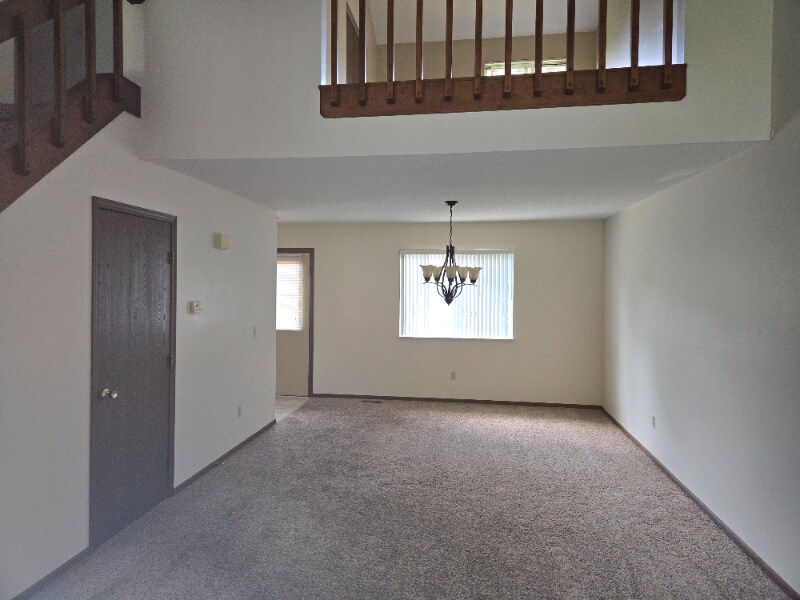 Building Photo - 6955 Dorr St