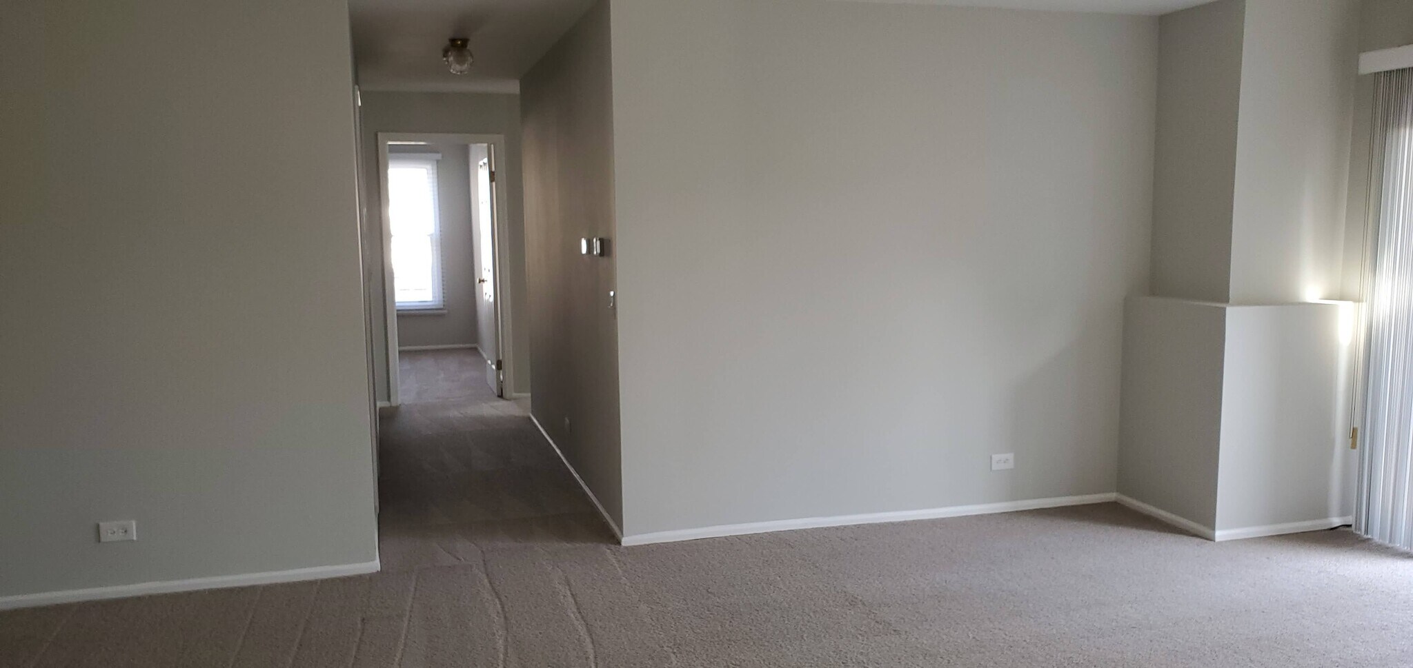 Building Photo - 1406 Clairmont Ct
