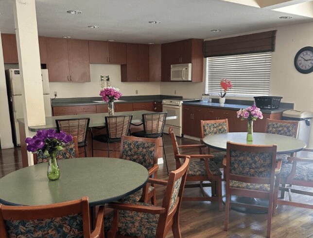Building Photo - Rosewood Park Senior Apts