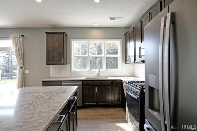 Building Photo - 11134 Ensle Dr