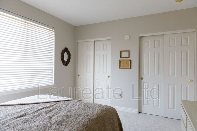 Building Photo - 2767 W Riverwalk Cir