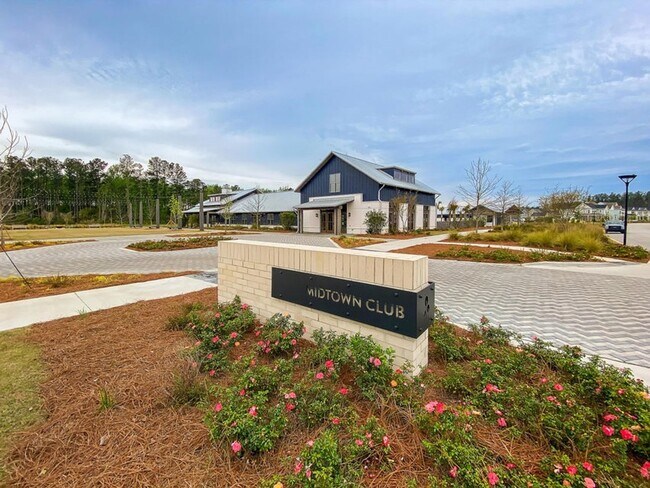 Building Photo - Refined Living in Midtown Nexton