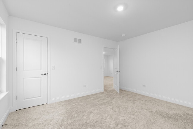 Building Photo - 1014 Dr John Burkey Dr