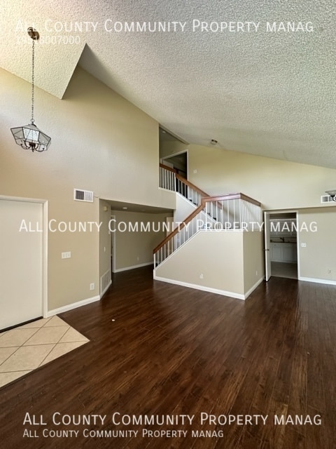 Building Photo - 6563 Whitman Ct
