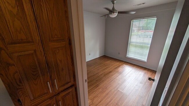 Building Photo - 3065 N Quail Creek Dr
