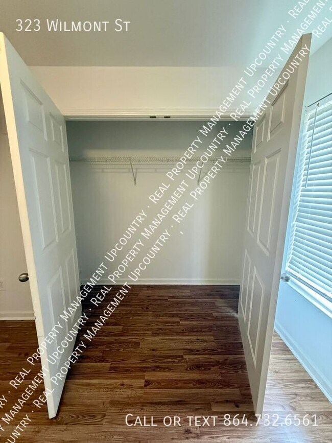 Building Photo - 323 Wilmont St