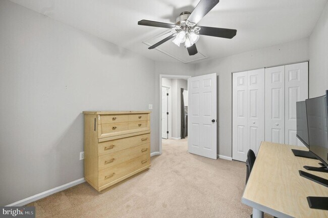 Building Photo - 11170 Hamlet Ct