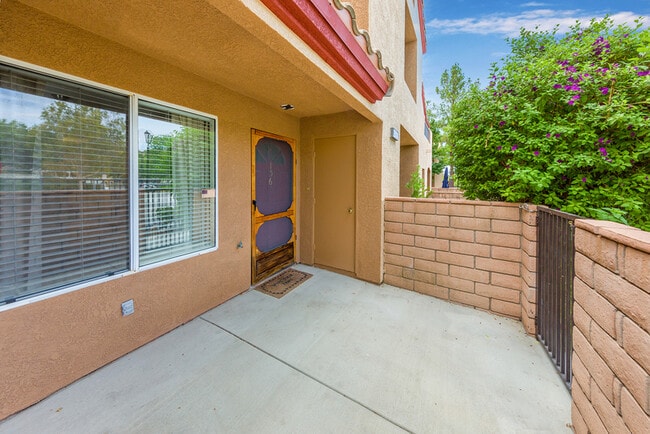 Building Photo - 28114 Seco Canyon Rd