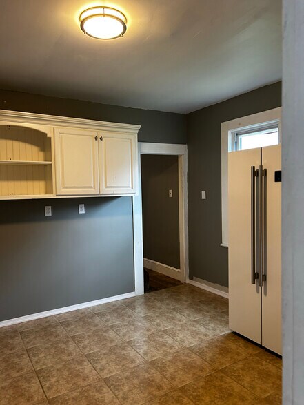 Building Photo - 1518 Meylert Ave