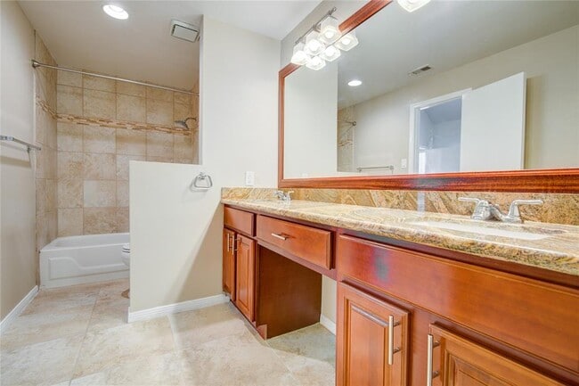 Building Photo - 4144 Greystone Way