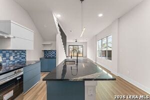 Building Photo - 1334 Center St