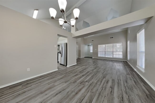 Building Photo - 17030 Highworth Dr