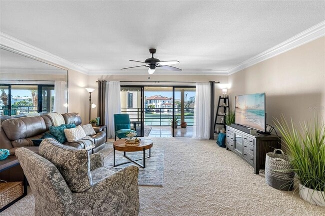 Building Photo - 363 Pinellas Bayway S