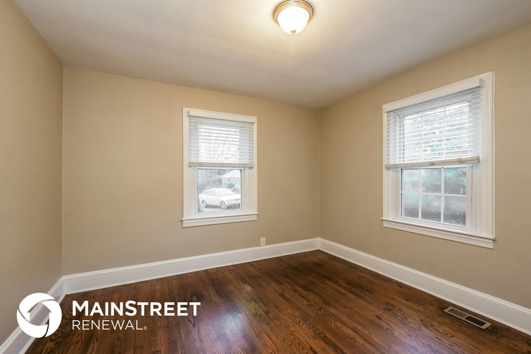 Building Photo - 1525 Effingham Rd