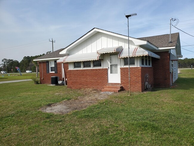 Building Photo - 4128 Freedom Way