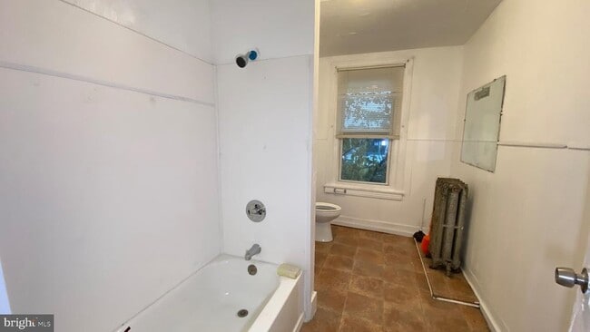 Building Photo - 534 Green St