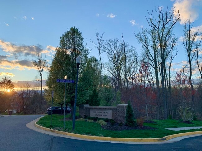 Building Photo - 20284 Center Brook Square