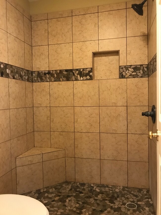 Building Photo - 24 Country Village Cir