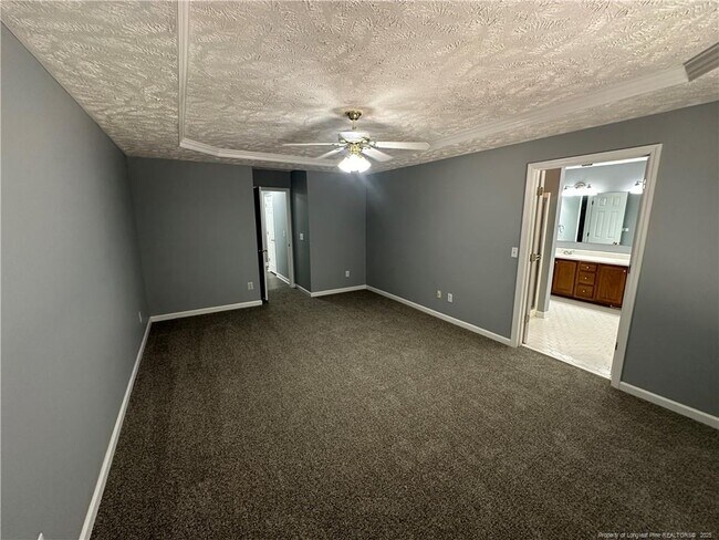 Building Photo - 3521 Harrisburg Dr