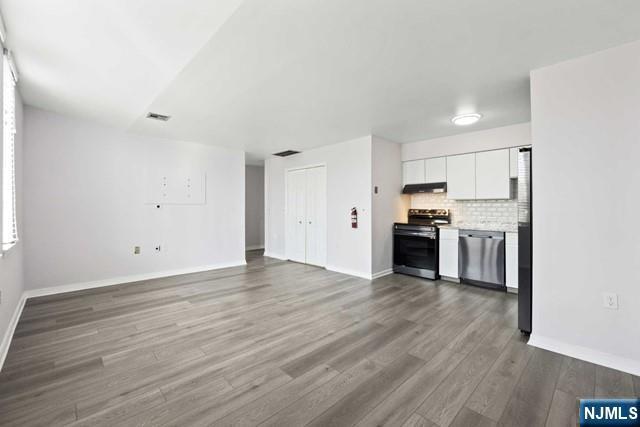 Building Photo - 310 Passaic Ave