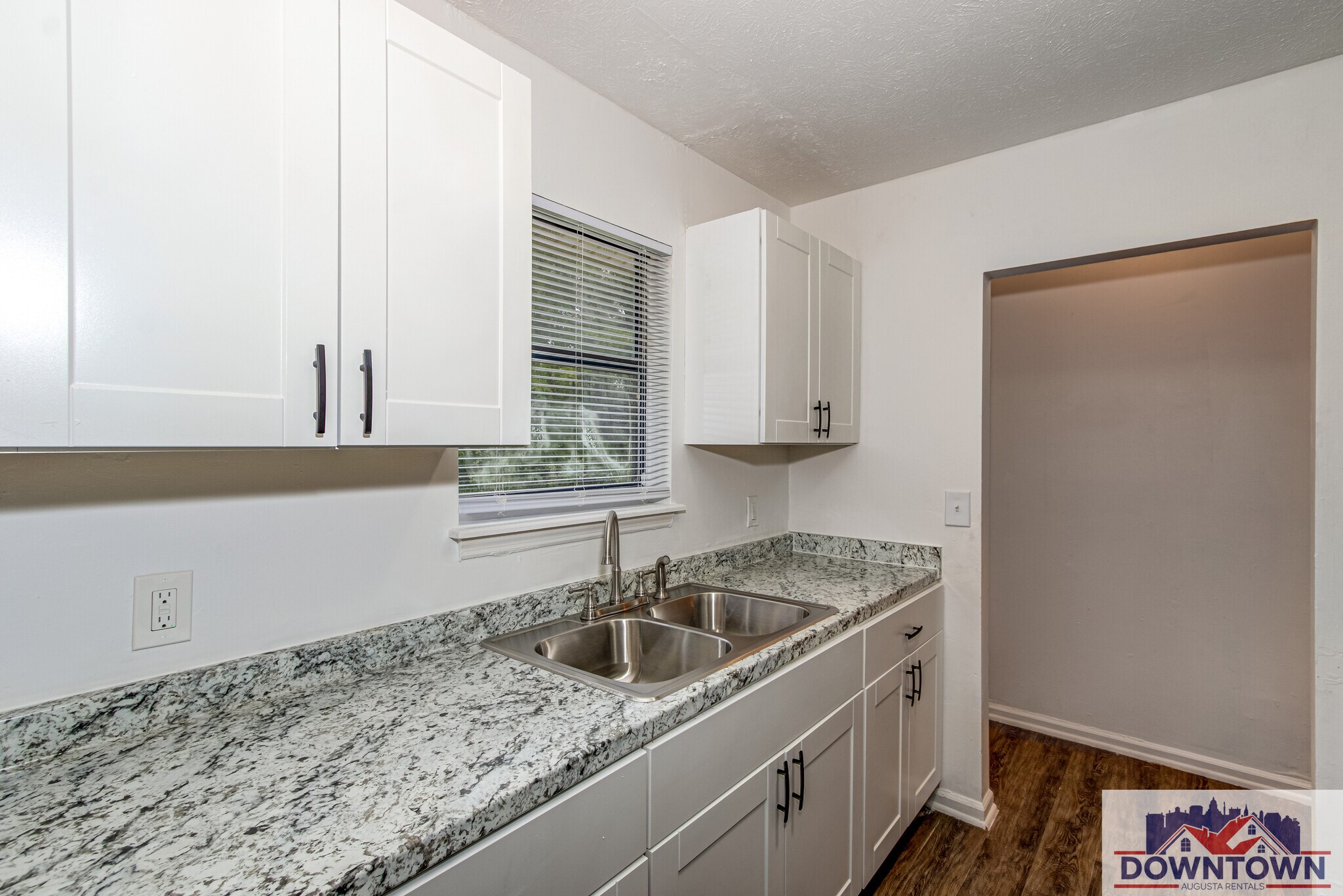 Building Photo - 218 Patton Dr