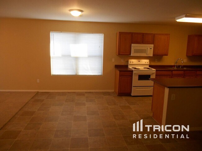 Building Photo - 106 S Valle Verde