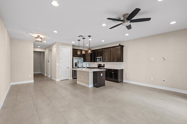 Building Photo - 10103 Akenside Dr